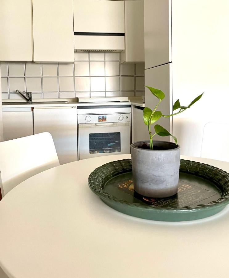 Giulia'S Apartment Виареджо Екстериор снимка